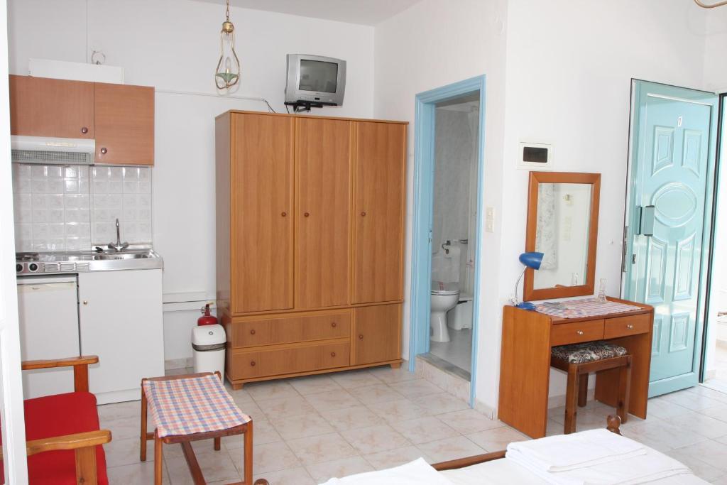 Akrogiali Hotel Plomári Kültér fotó