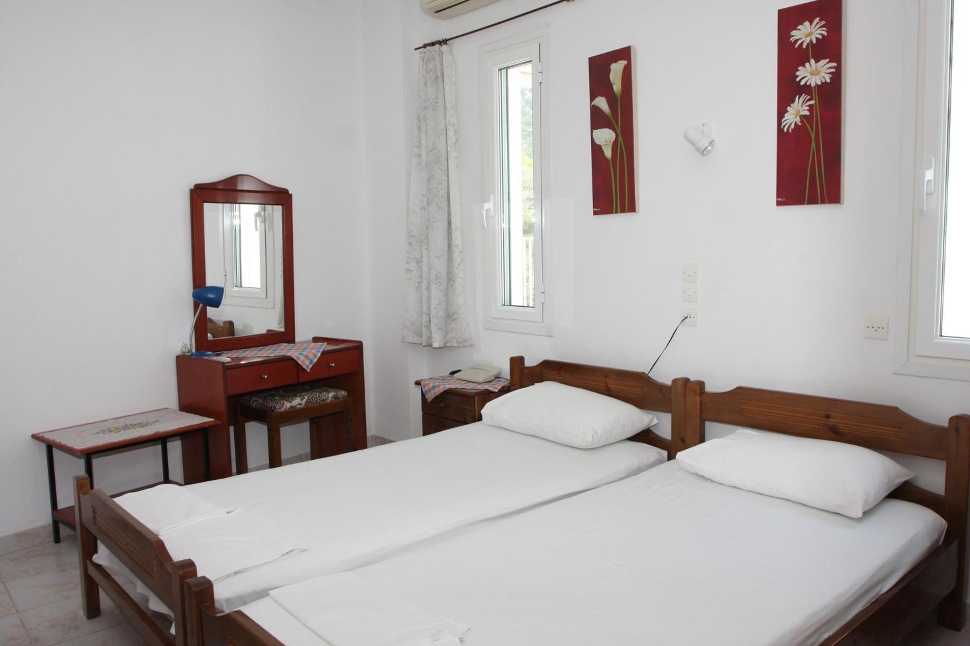 Akrogiali Hotel Plomári Kültér fotó
